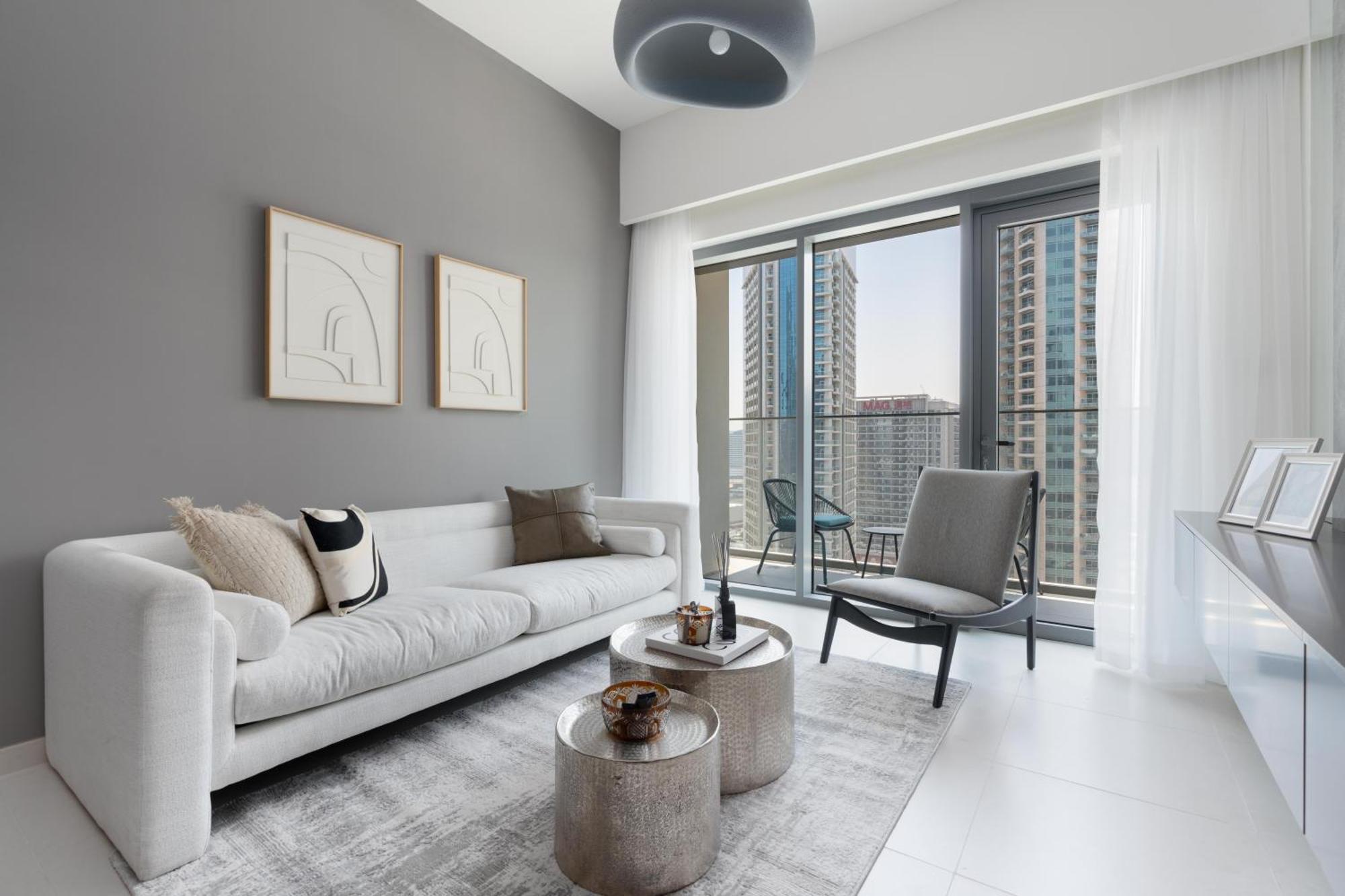 Burj Royal - Across Mall & Burj Khalifa Apartment