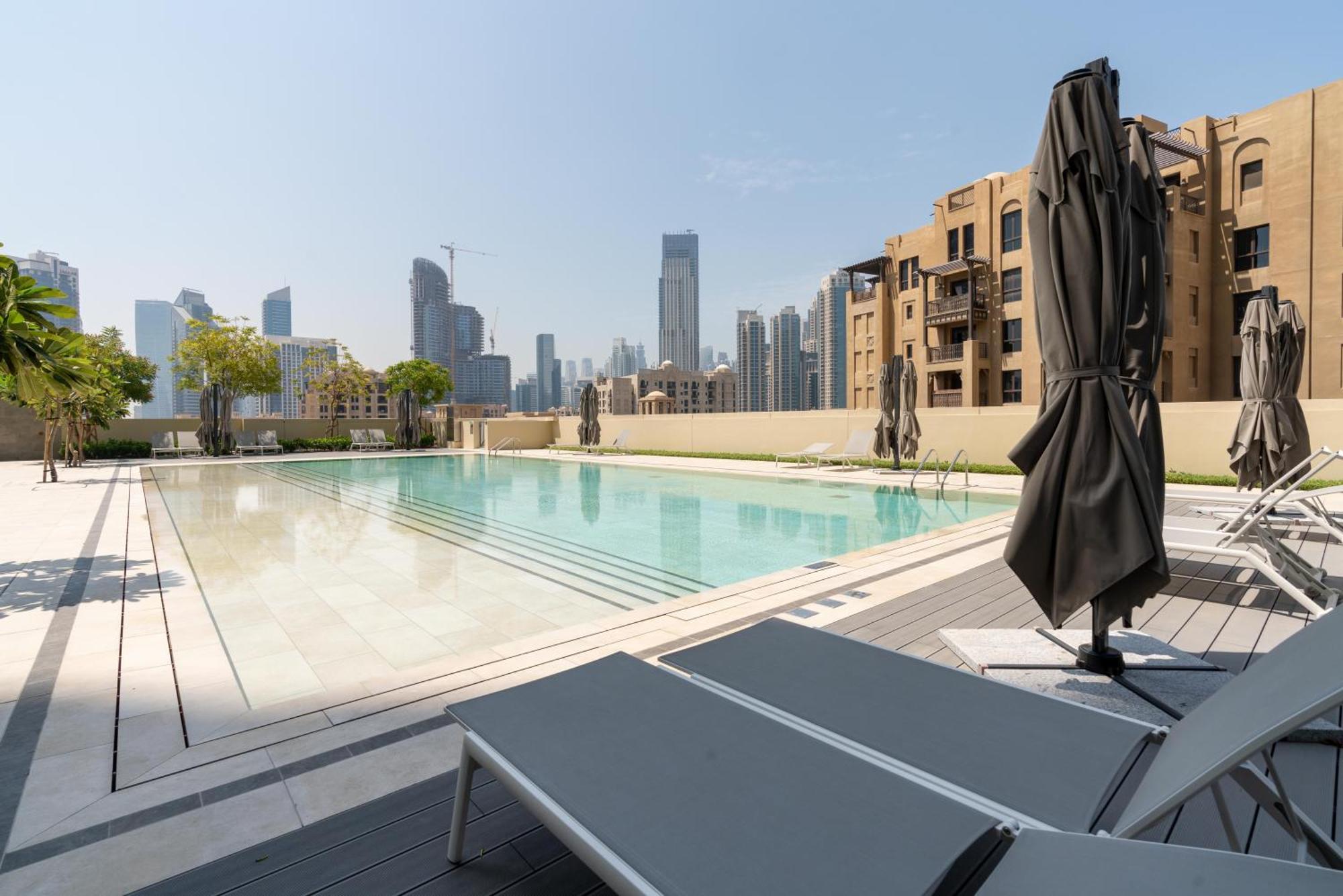 Burj Royal - Across Mall & Burj Khalifa Apartment