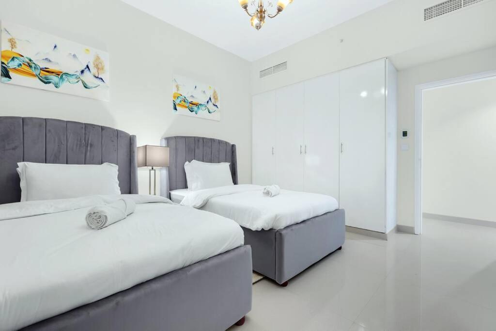 Apartamento First Class 4br Cozy Jumeirah Retreat Dubai