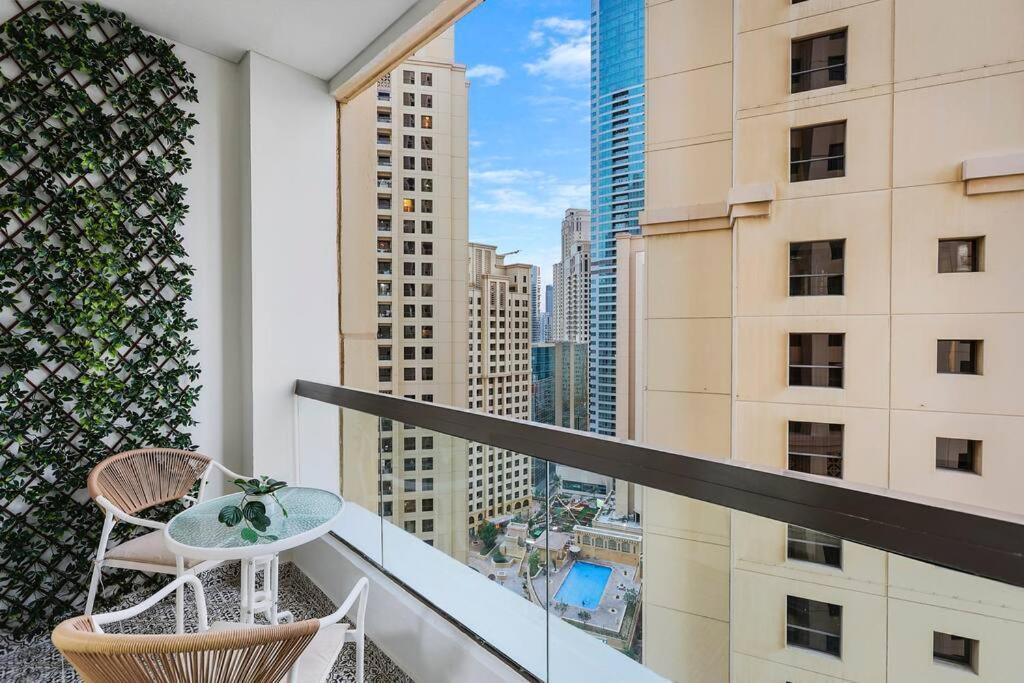 First Class 4br Cozy Jumeirah Retreat Apartamento
