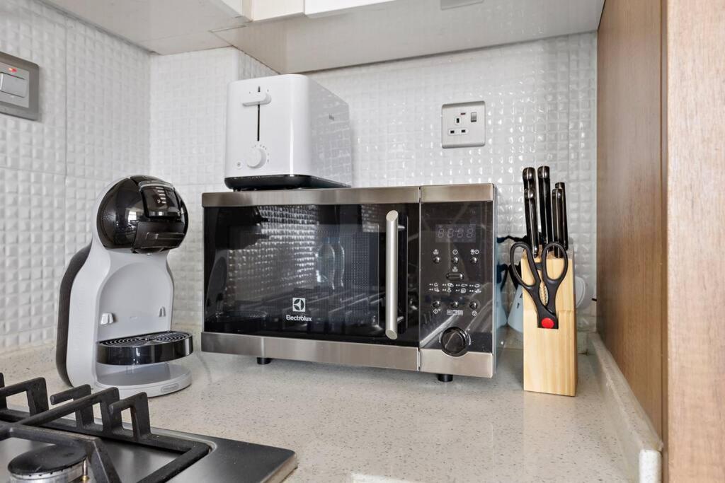 Apartment Modern Close To Metro Dubai