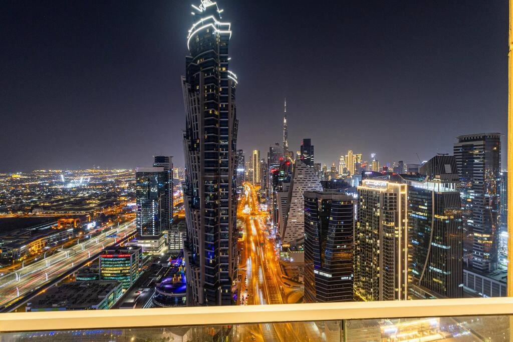 Apartment Burj Khalifa View In Business Bay *