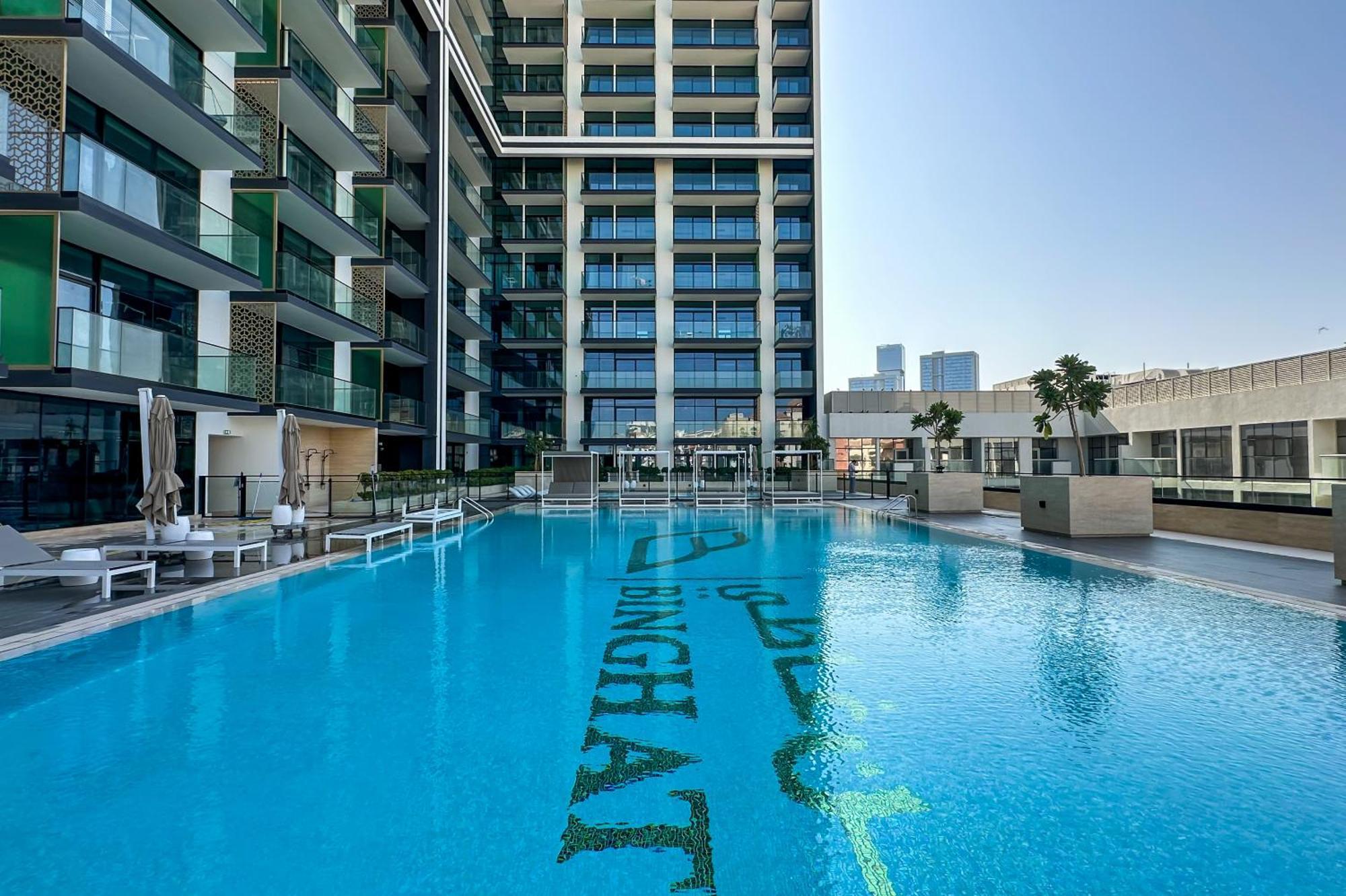 Apartment Binghatti Emerald, Jvc- Charming 1-br Dubai