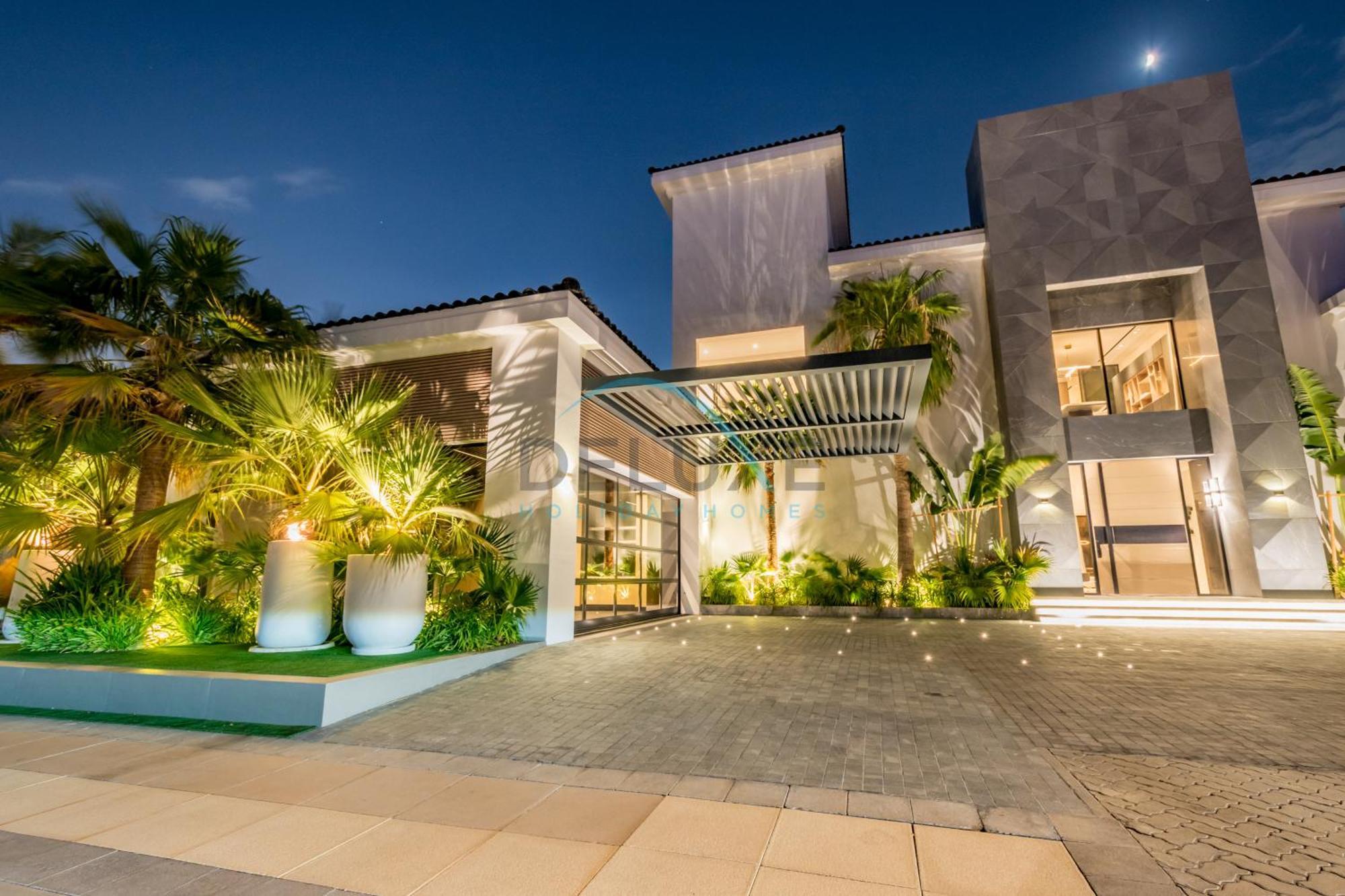 Exclusive 4br With 2 Assistant And Private Pool In Frond K, Palm Jumeirah By Deluxe Homes * Dubai