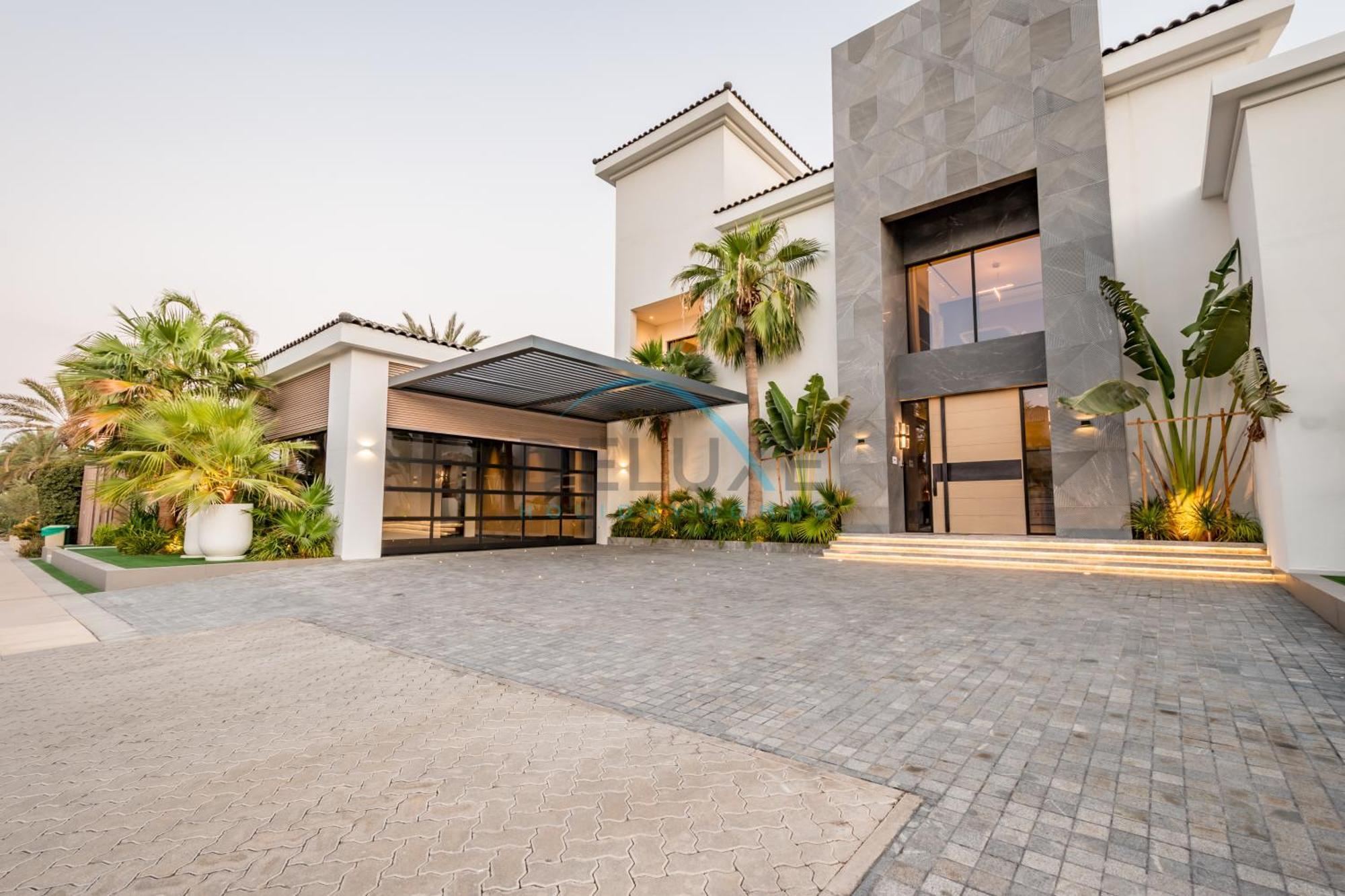 Exclusive 4br With 2 Assistant And Private Pool In Frond K, Palm Jumeirah By Deluxe Homes