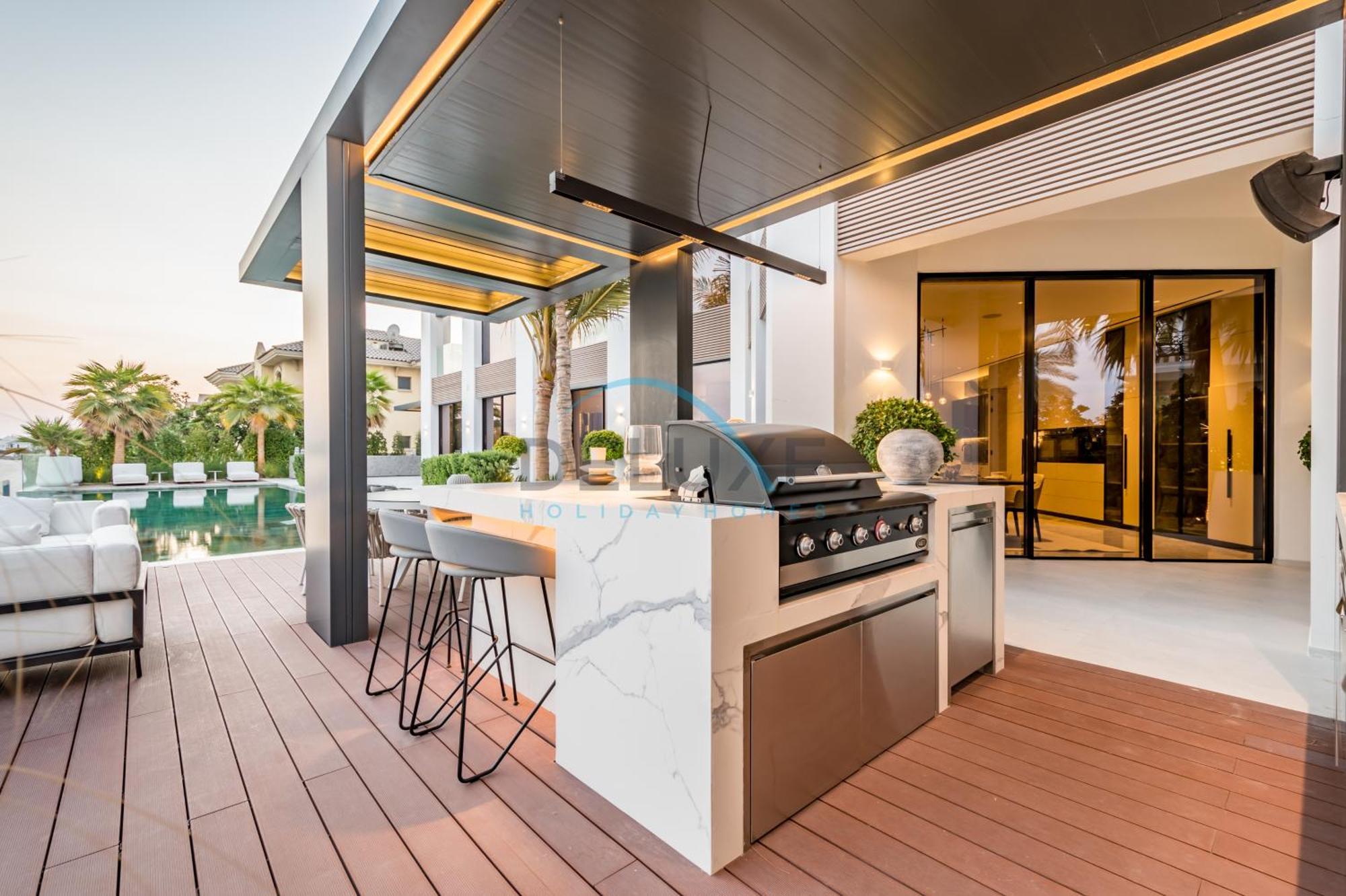 Apartment Exclusive 4br With 2 Assistant And Private Pool In Frond K, Palm Jumeirah By Deluxe Homes Dubai