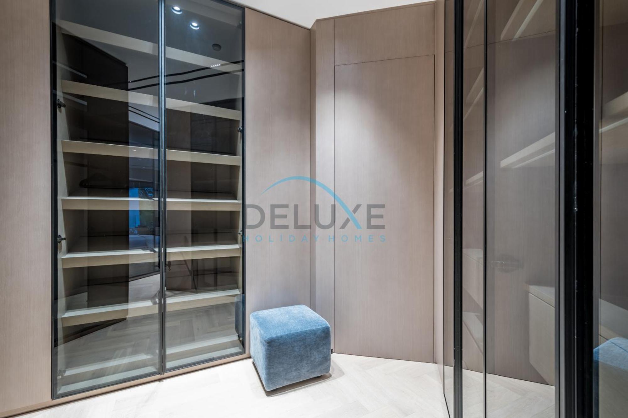 Exclusive 4br With 2 Assistant And Private Pool In Frond K, Palm Jumeirah By Deluxe Homes Apartment *