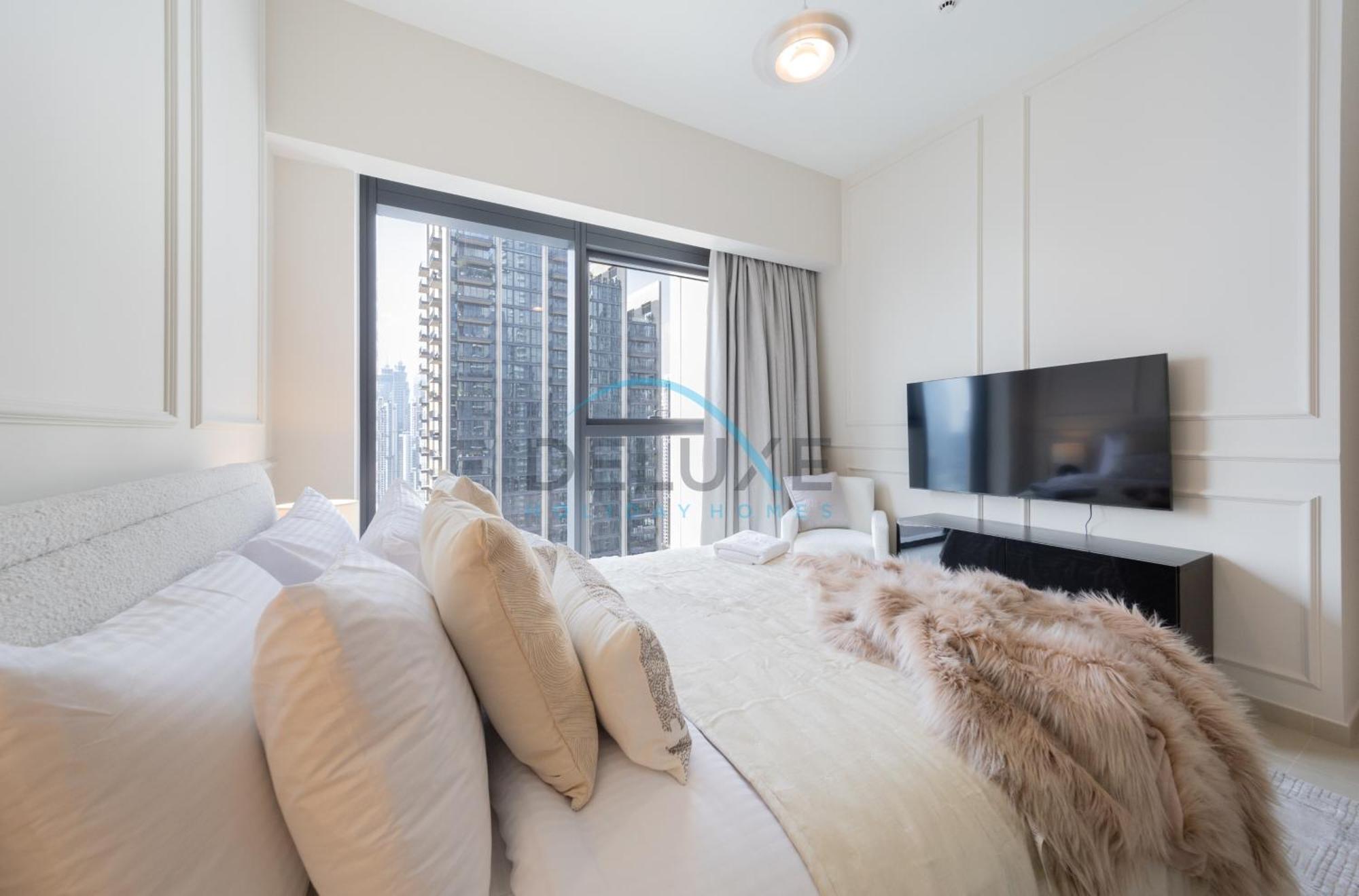 Lovely 2br At Act One Act Two Tower 1 Downtown By Deluxe Homes Dubai