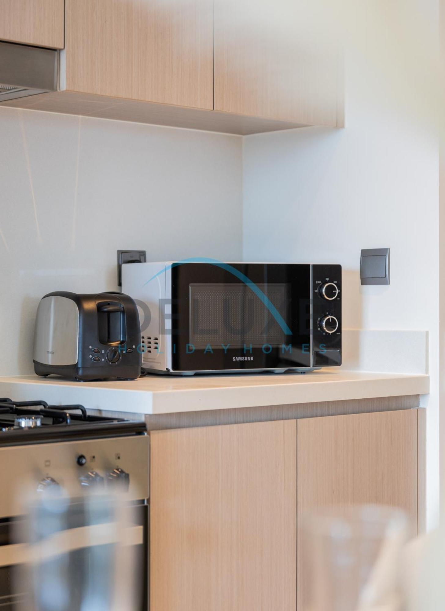 Apartment Lovely 2br At Act One Act Two Tower 1 Downtown By Deluxe Homes *
