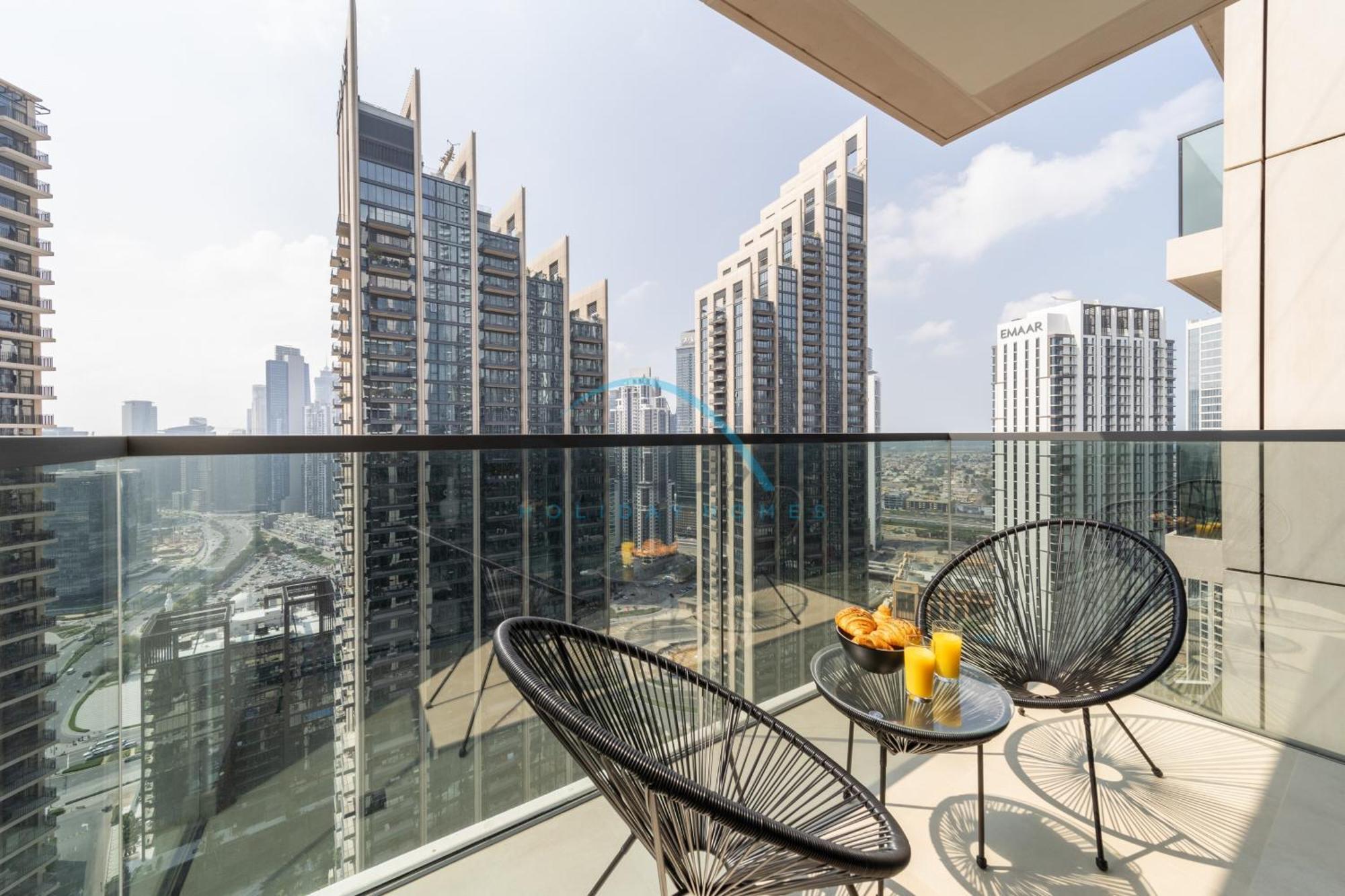 Lovely 2br At Act One Act Two Tower 1 Downtown By Deluxe Homes Apartment