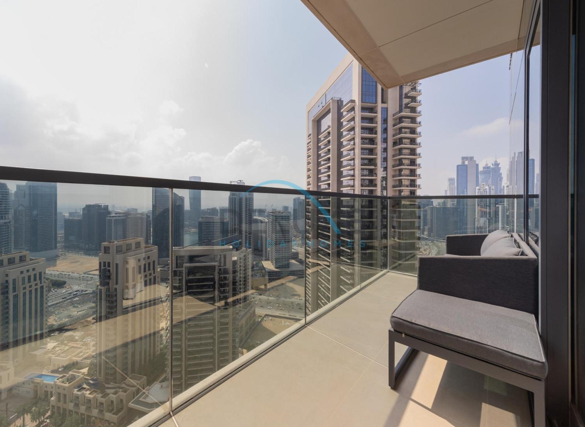Apartment Lovely 2br At Act One Act Two Tower 1 Downtown By Deluxe Homes