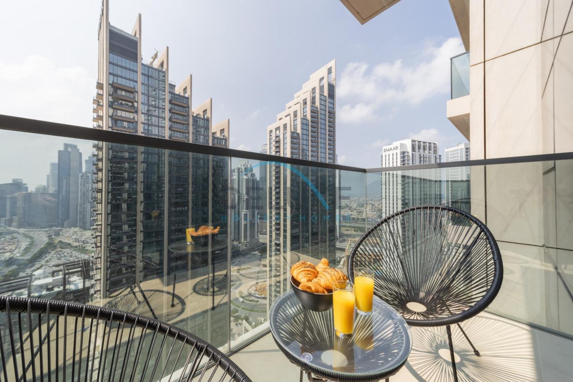 Apartment Lovely 2br At Act One Act Two Tower 1 Downtown By Deluxe Homes *