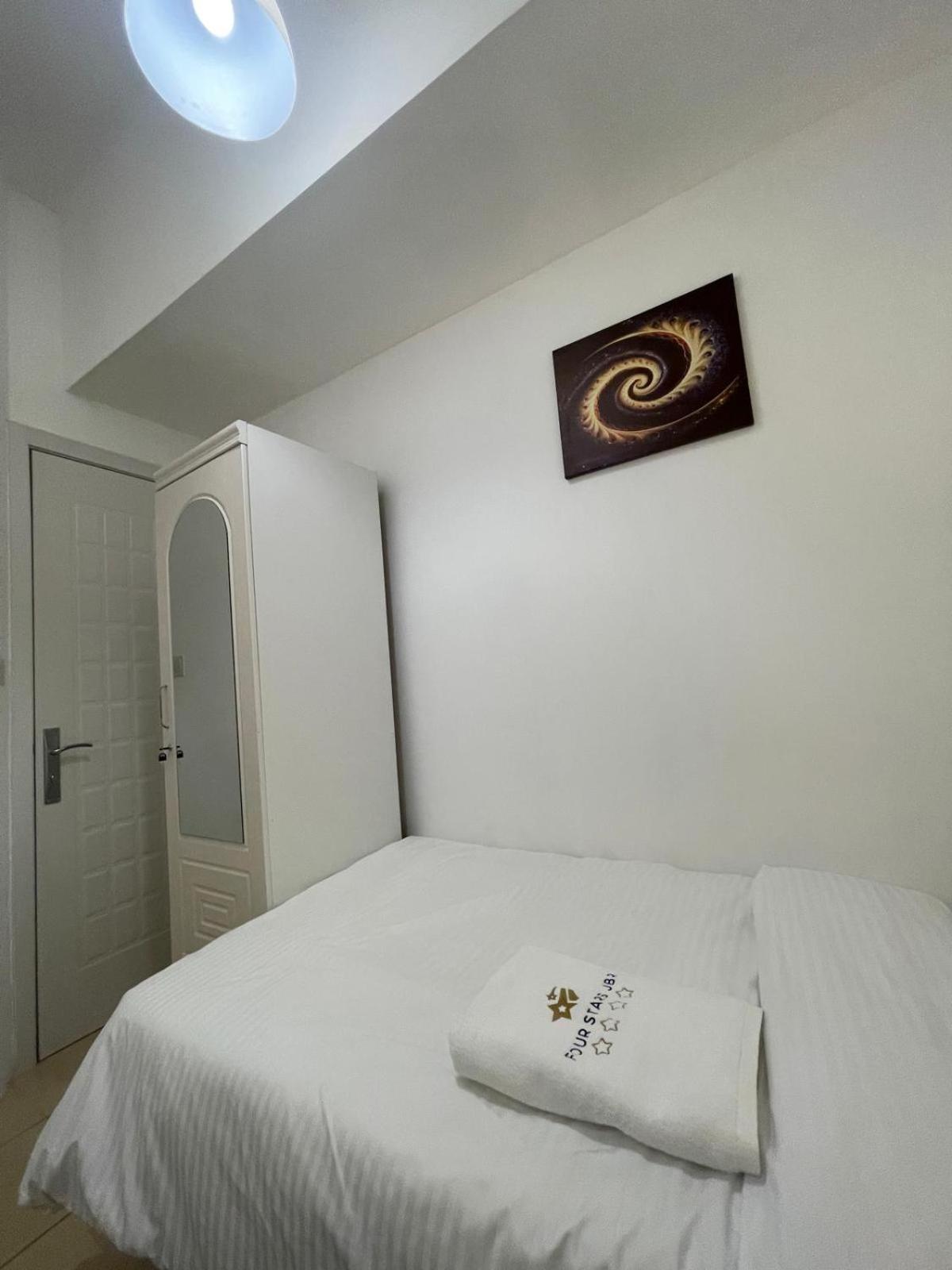 Four Stars Marina Jbr