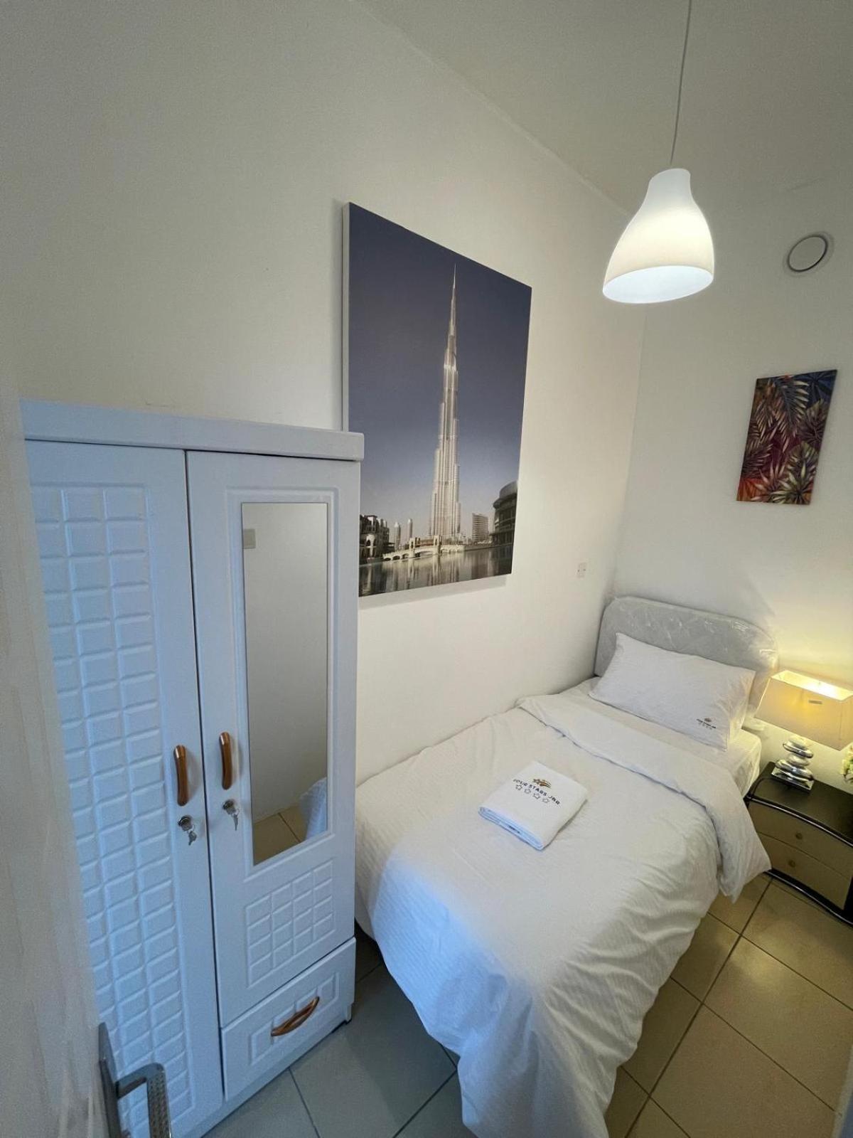 Four Stars Marina Jbr *
