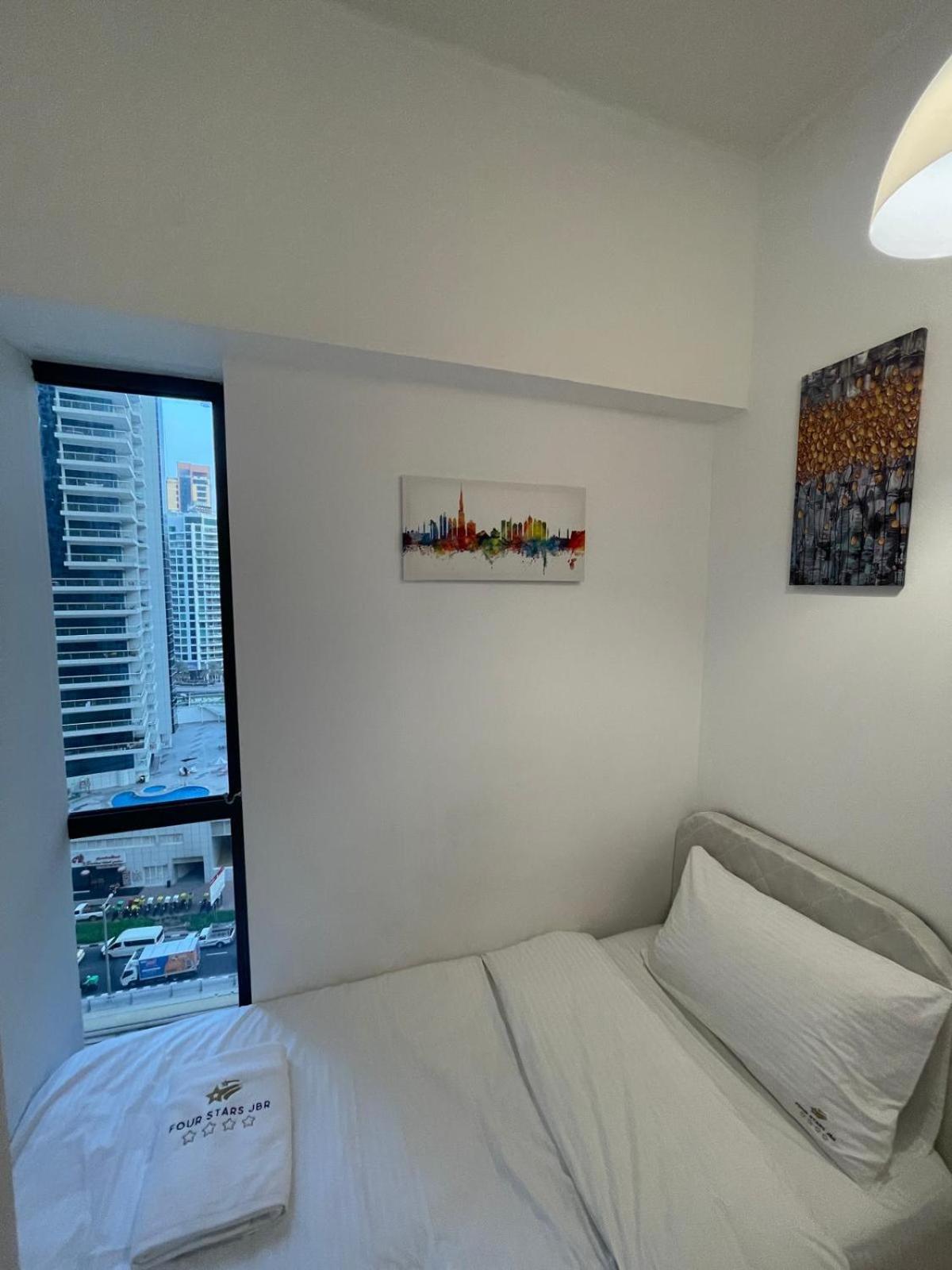 Four Stars Marina Jbr Hotel
