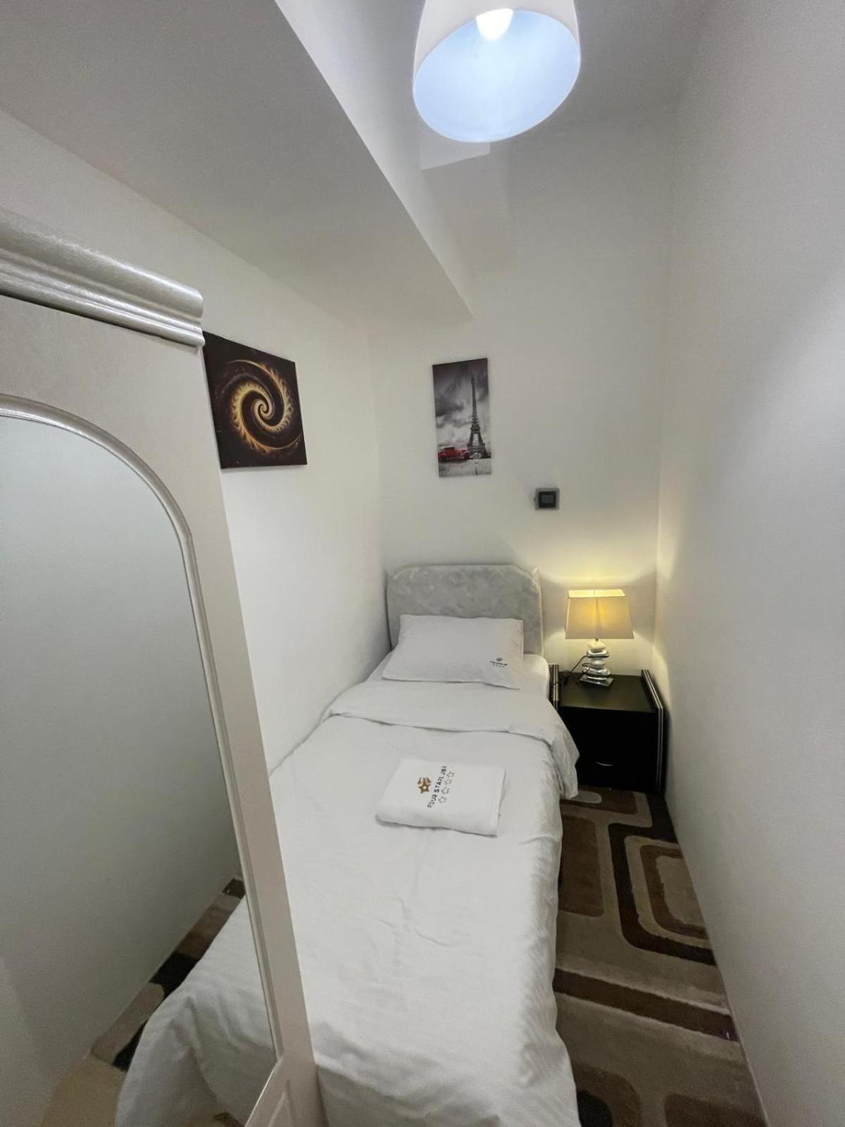 Hotel Four Stars Marina Jbr