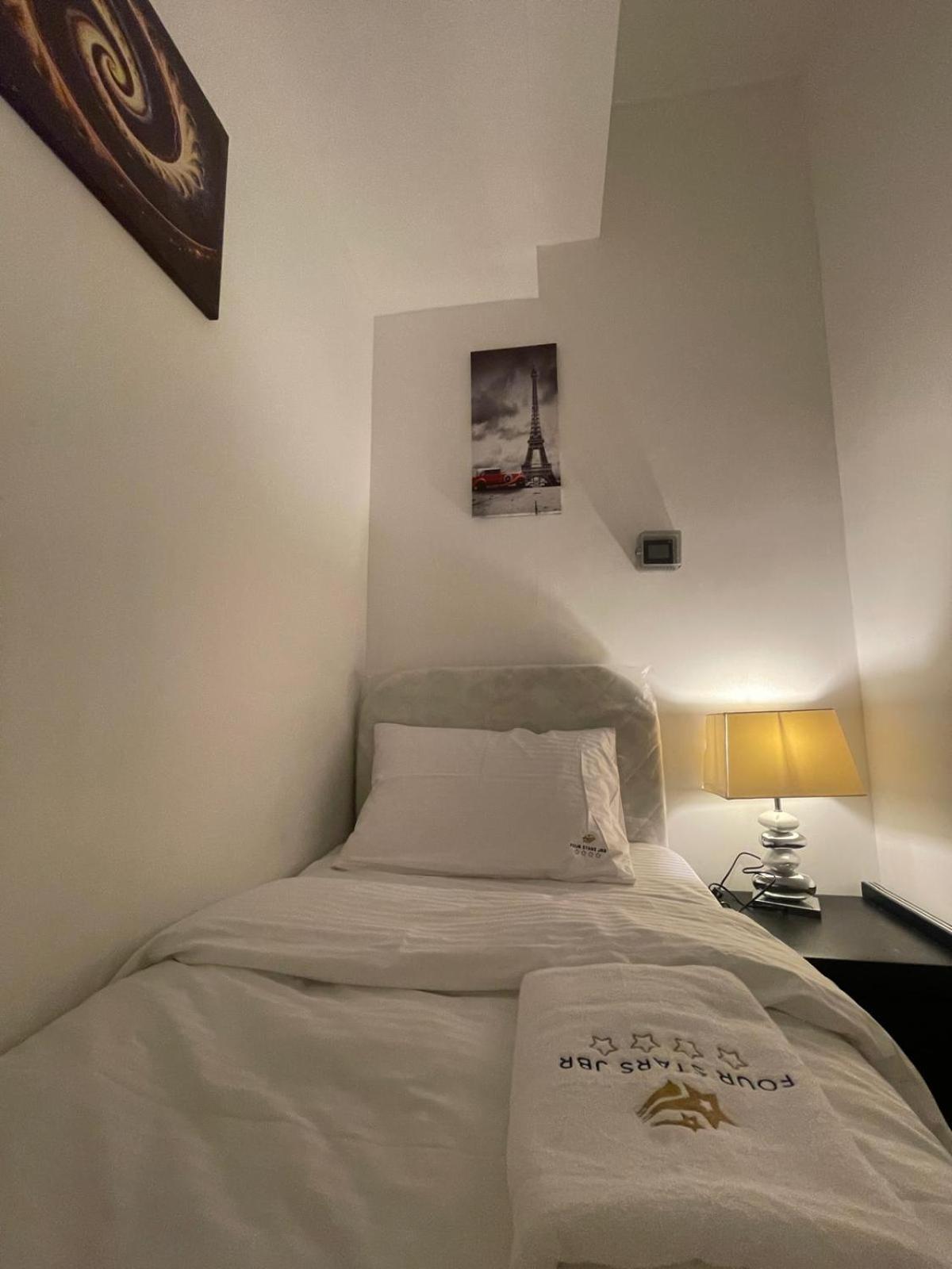Four Stars Marina Jbr *