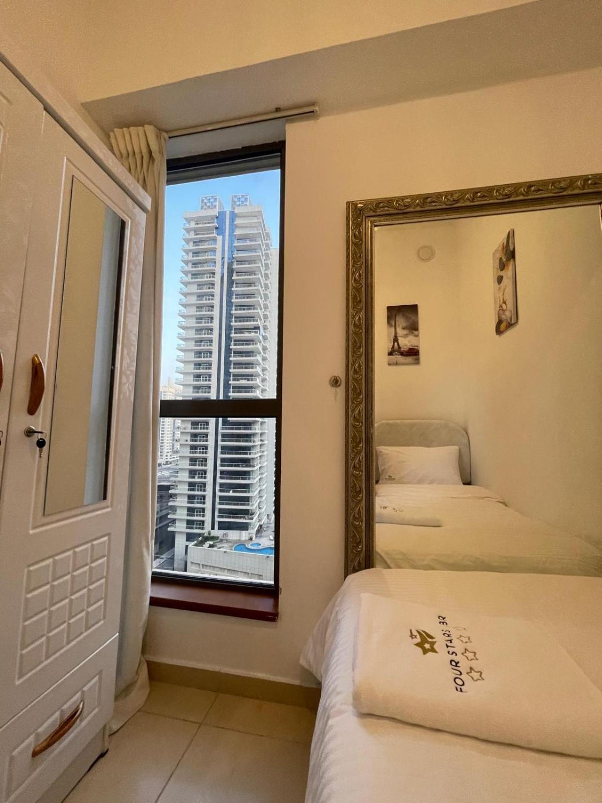 Four Stars Marina Jbr