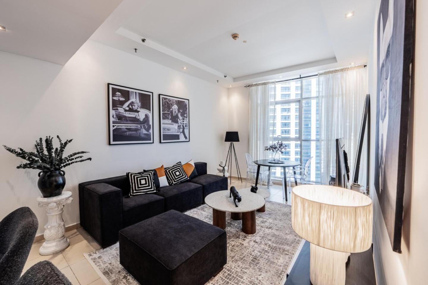 Ultra-chic 1br Near Marina & Walk * Dubai