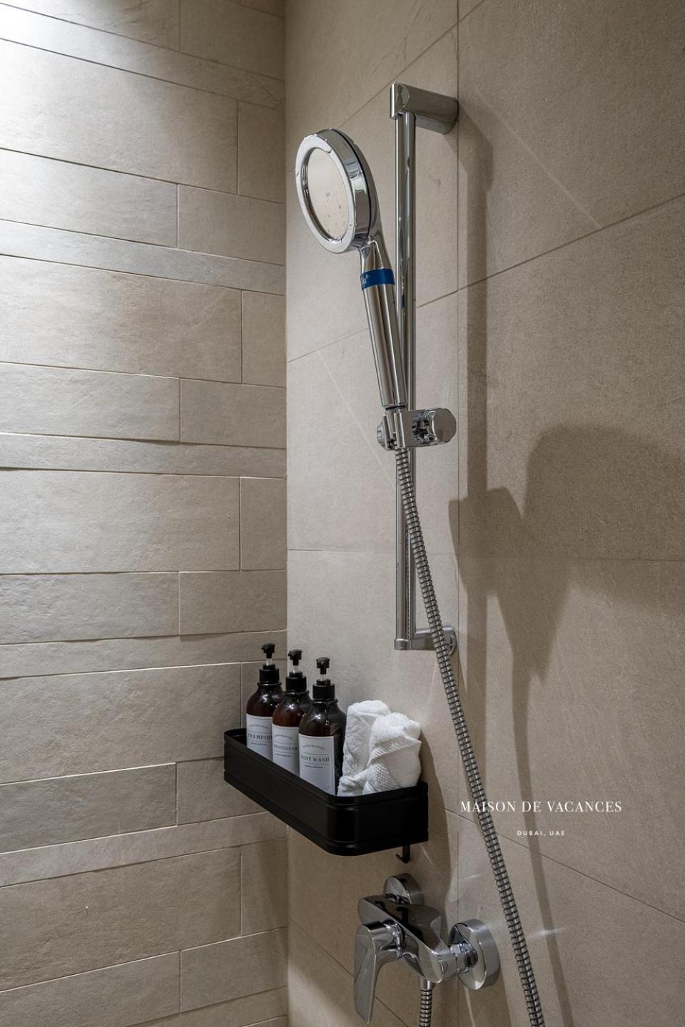 Stylish Getaway 10 Minutes To Mall