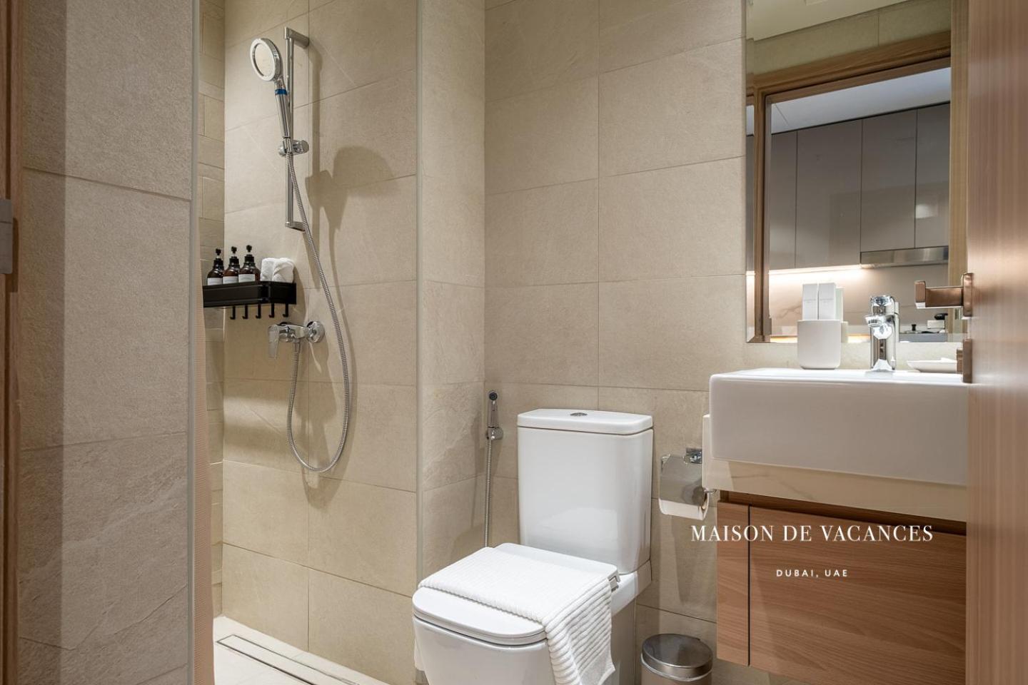 Stylish Getaway 10 Minutes To Mall * Dubai