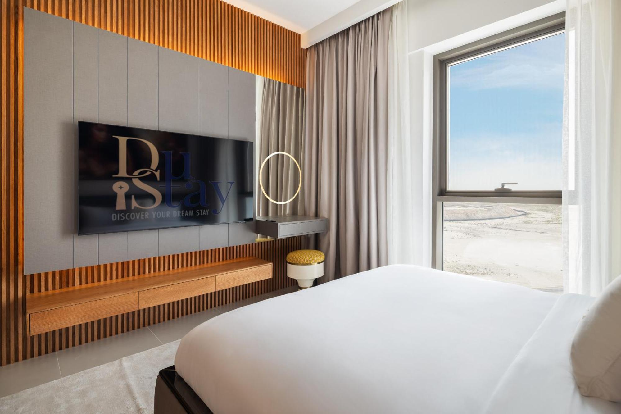 Apartment Community View Home-dubai Creek Harbour - By Dustay