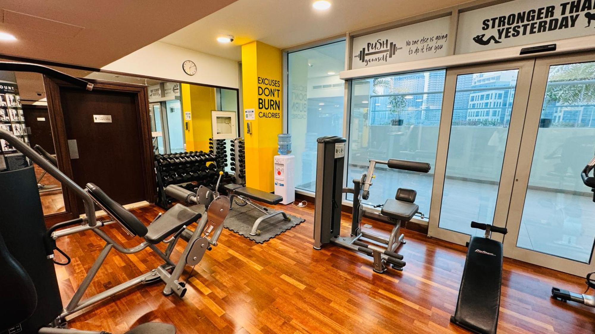 Apartamento Stylish Fairview In Business Bay Canal View Marasi Drive *