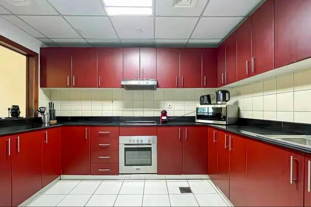 Spacious 2 Bedroom With View Dubai