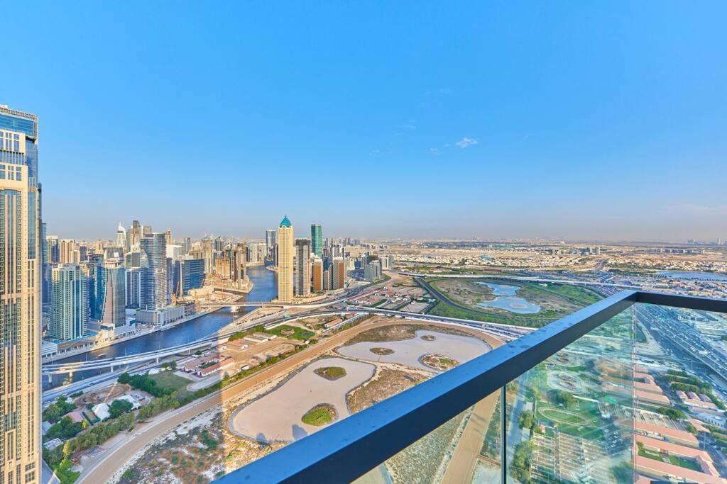 Apartment Easemytrip - Elegant 3br On 53rd Floor With Stunning Views *