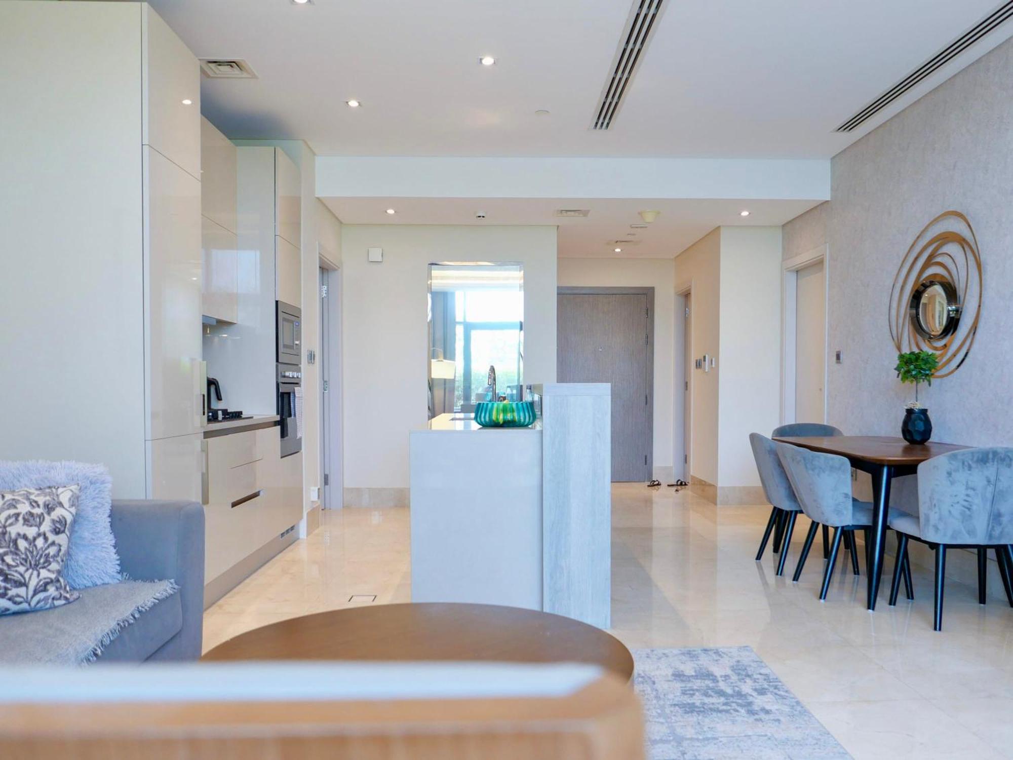 Apartment Calm 2br And Children's With Private Garden Dubai