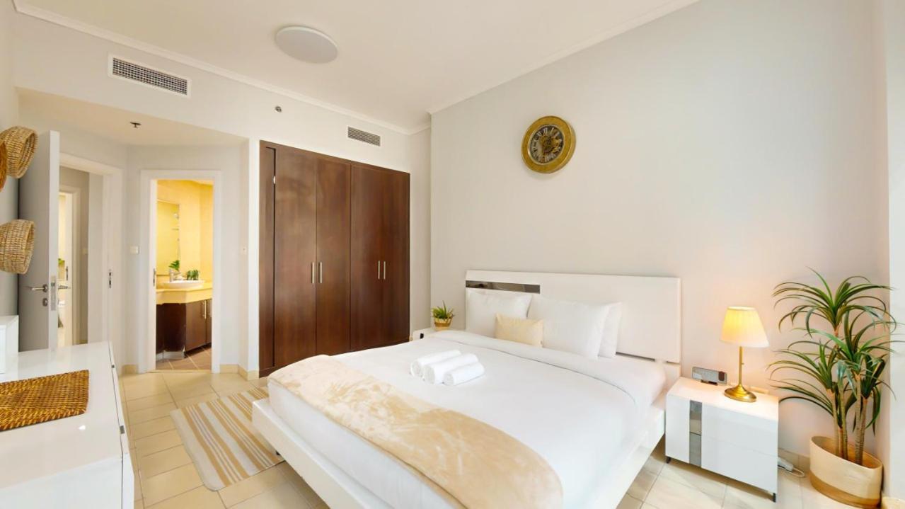 Torch Tower - Cosy Two Bedroom In Marina