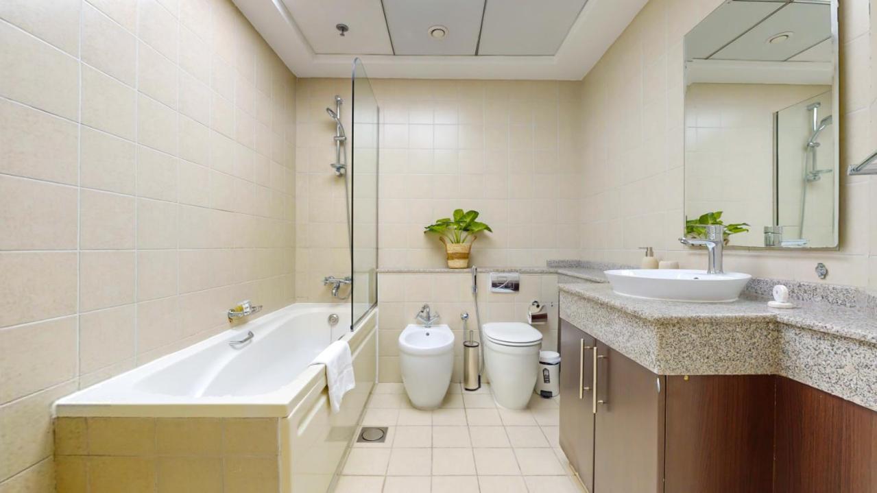 Torch Tower - Cosy Two Bedroom In Marina Apartment Dubai