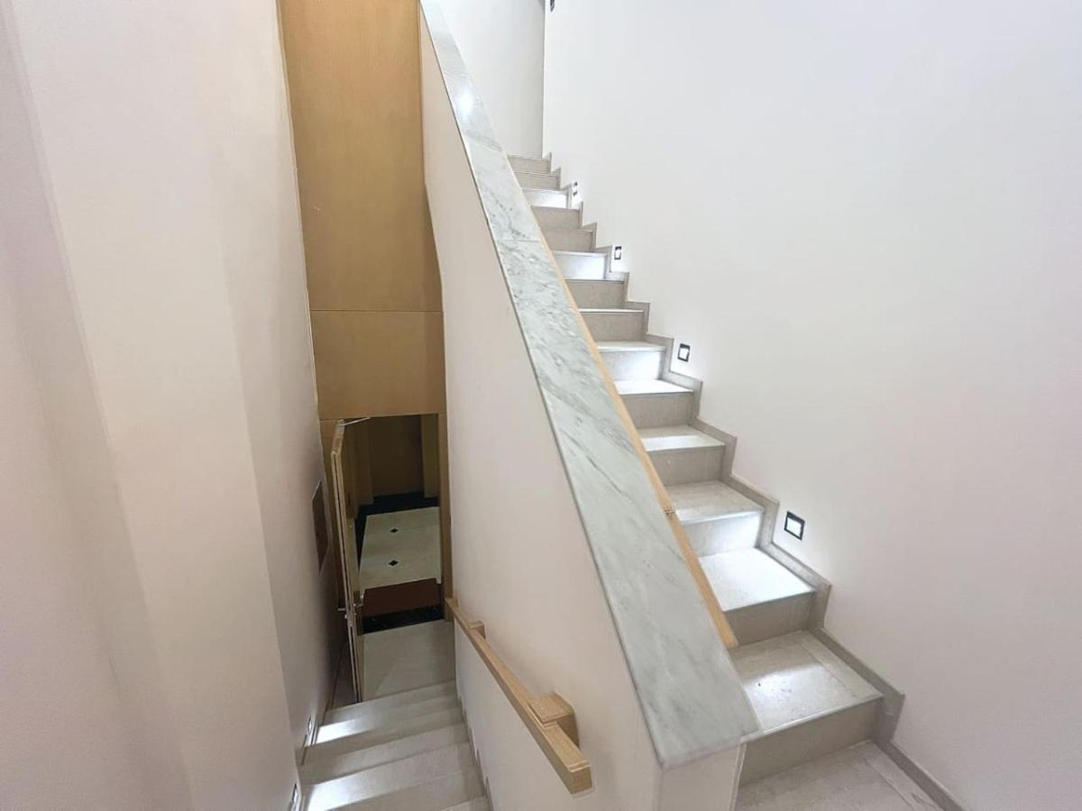 Apartment Royal Amwaj - Beachfront Two Bed With Sea Views Dubai