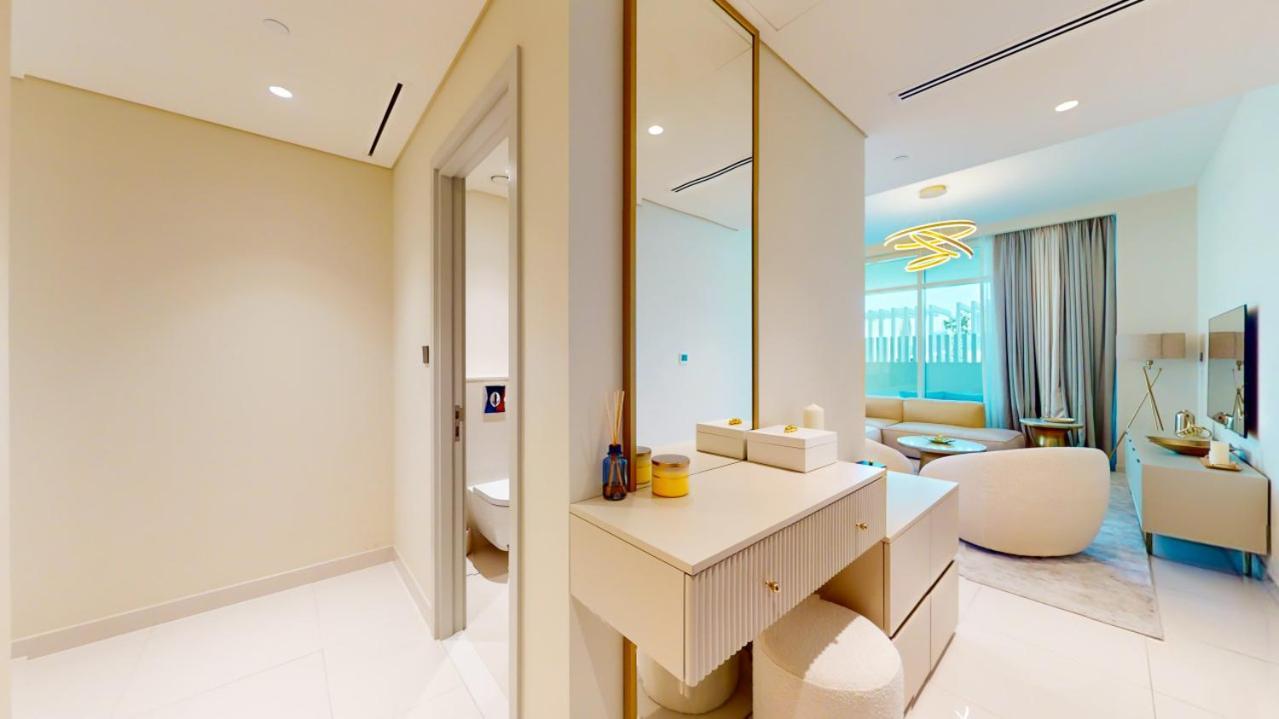 Apartment Sunrise Bay Tower 2 - Classy Three Bedroom *