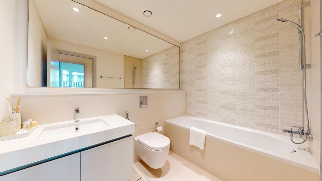 Sunrise Bay Tower 2 - Classy Three Bedroom * Dubai