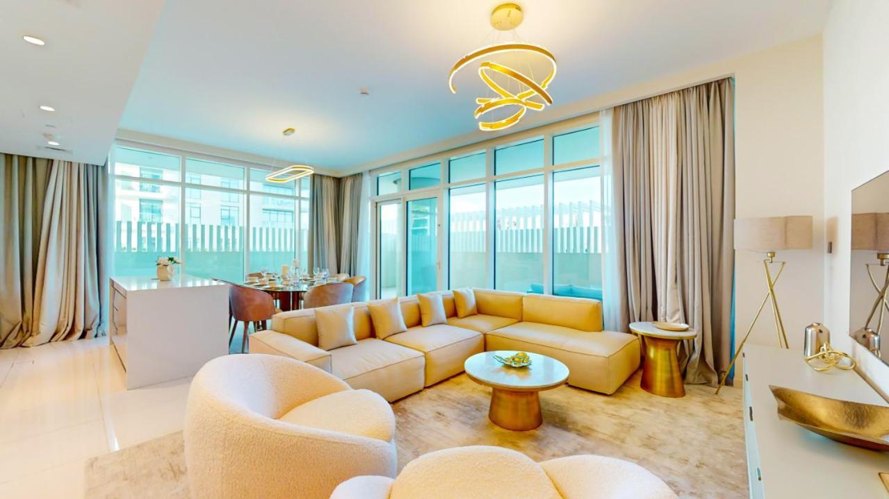 Sunrise Bay Tower 2 - Classy Three Bedroom