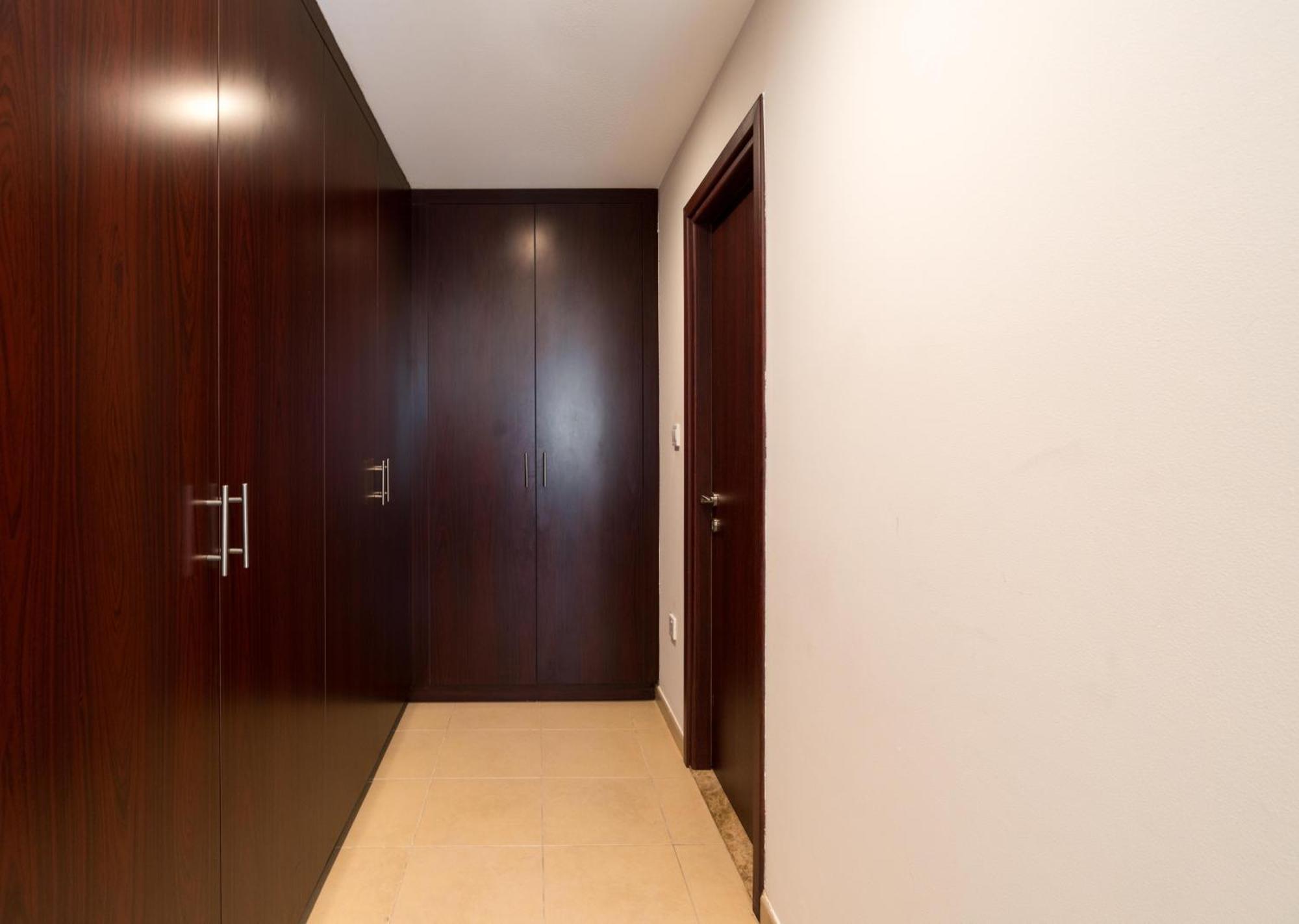 Apartment Amwaj - 3br - Cityapartmentstay
