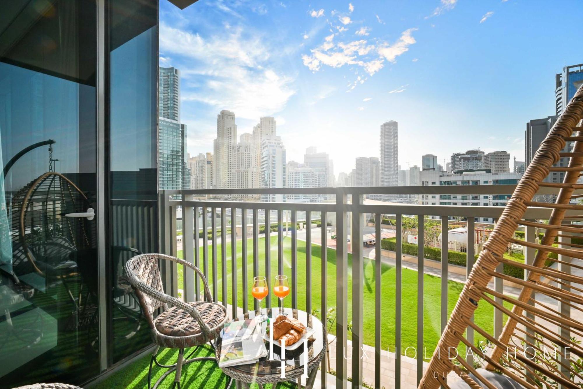 Lux 52 42 Deluxe Marina View 1 * Dubai