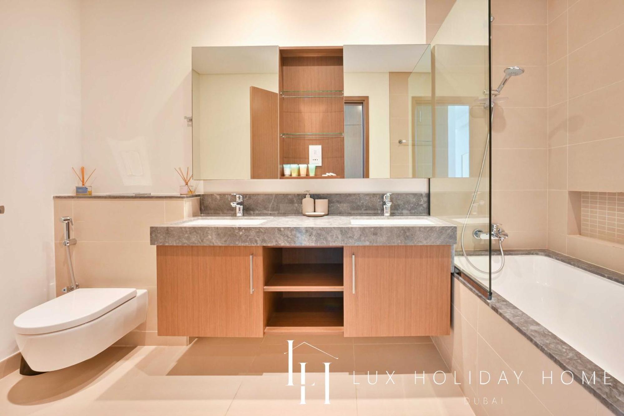 Lux 52 42 Deluxe Marina View 1 Apartment Dubai