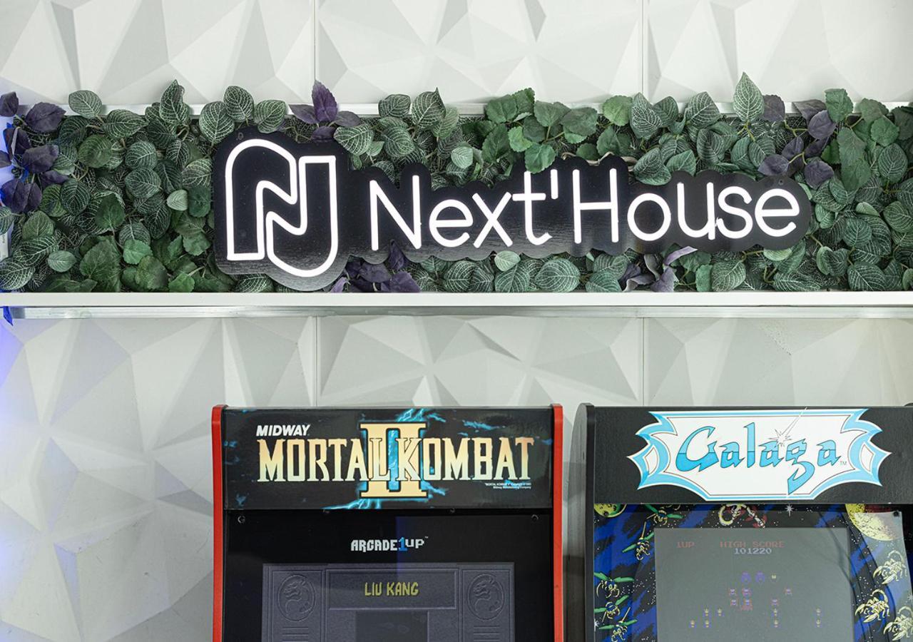Hostel Next'house - Skyview Host *