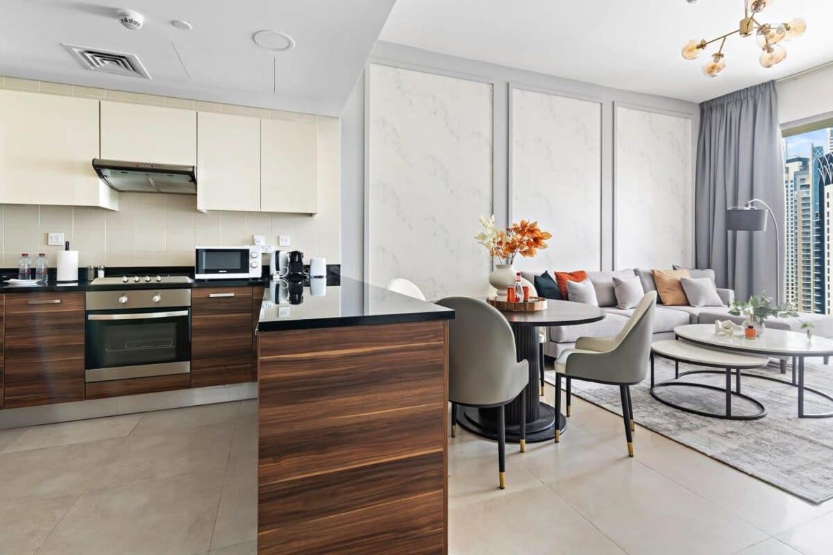 Daire Silkhaus High Floor 1br In Sparkle Tower Dubai