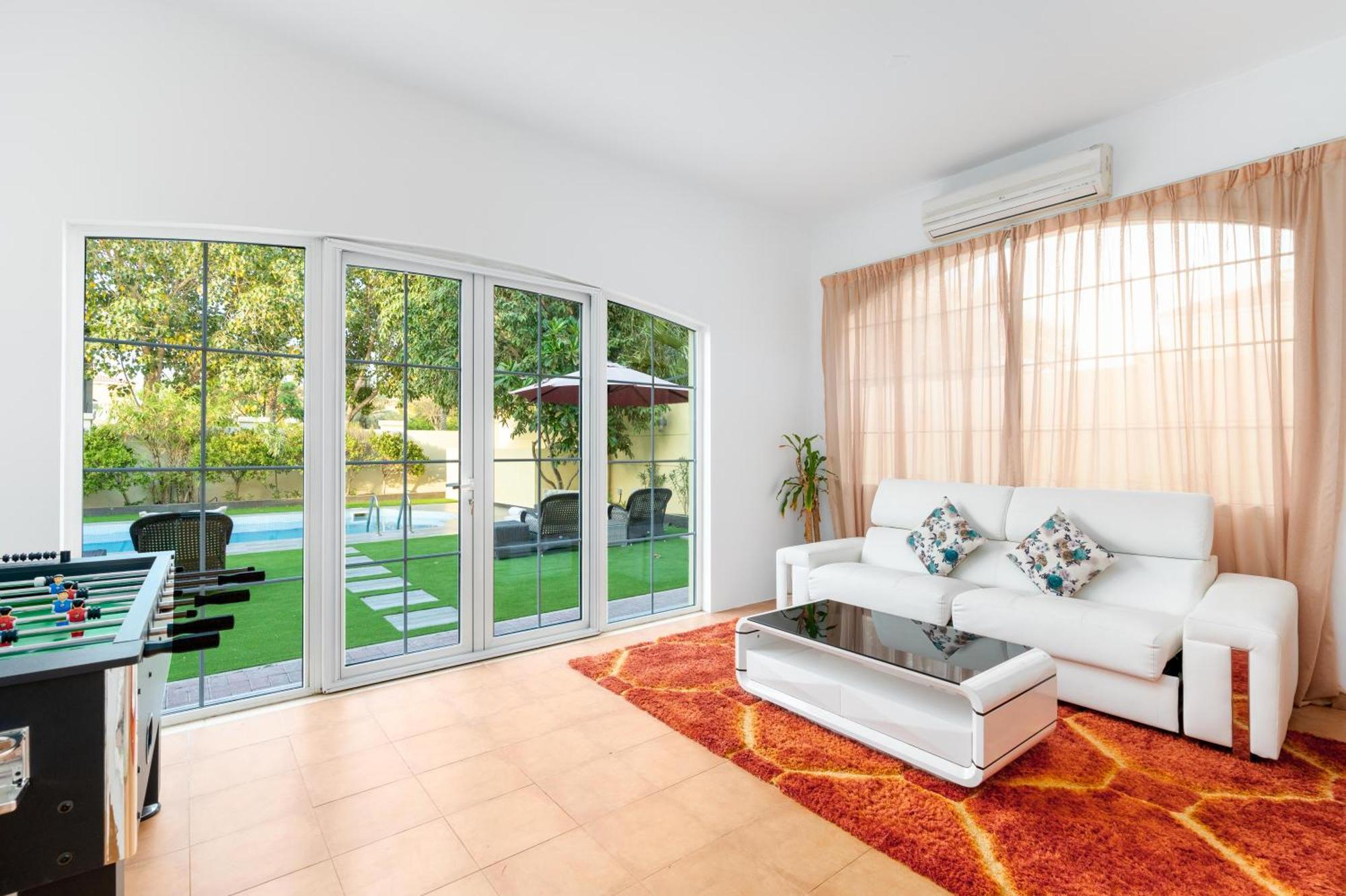 Private In With Swimming Pool And Huge Garden Dubai