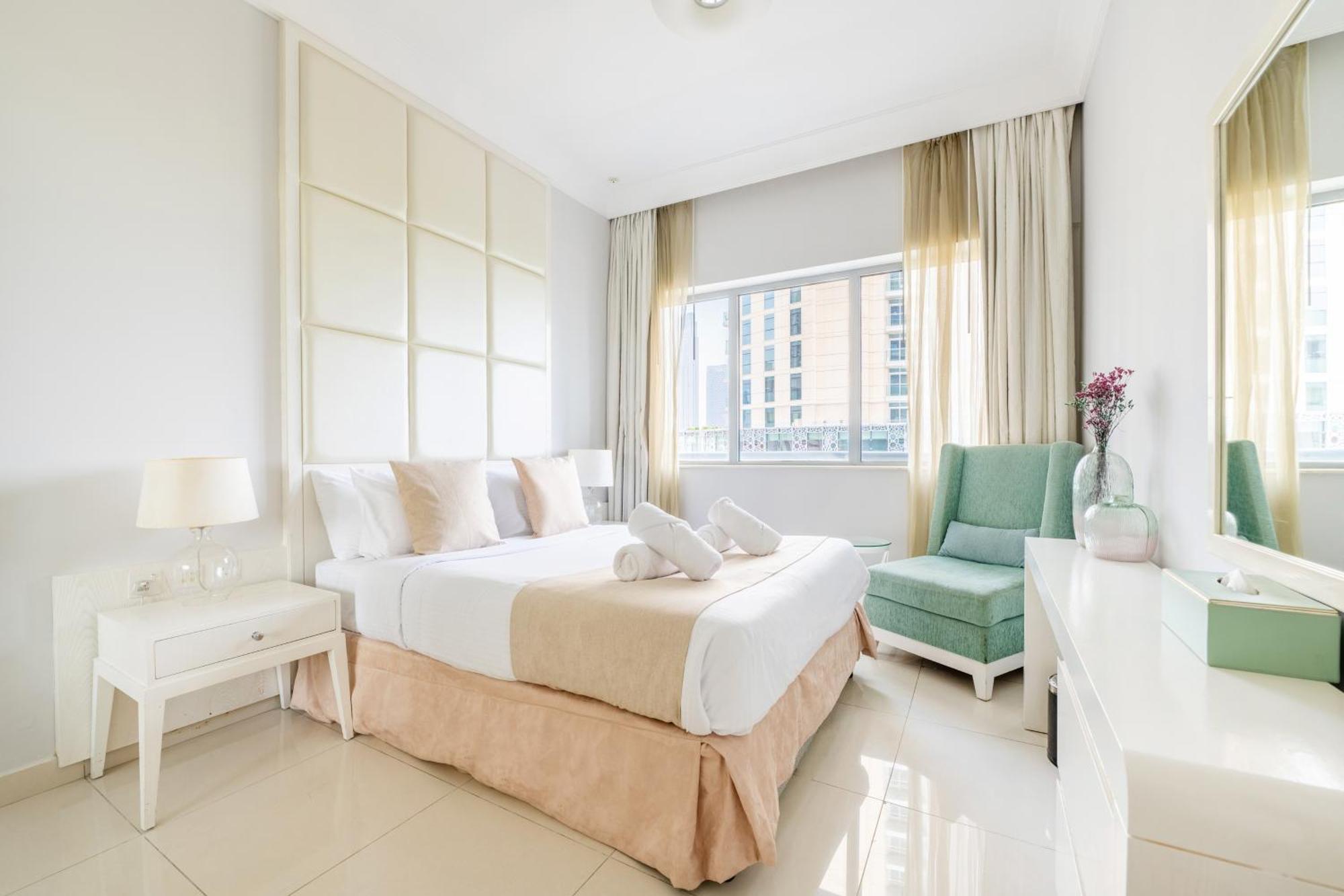 Downtown Luxury - 5 Star Facilities - 5 Min Walk To Mall