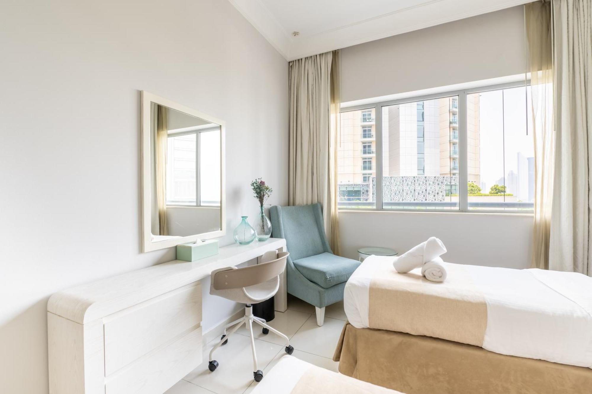 Downtown Luxury - 5 Star Facilities - 5 Min Walk To Mall *
