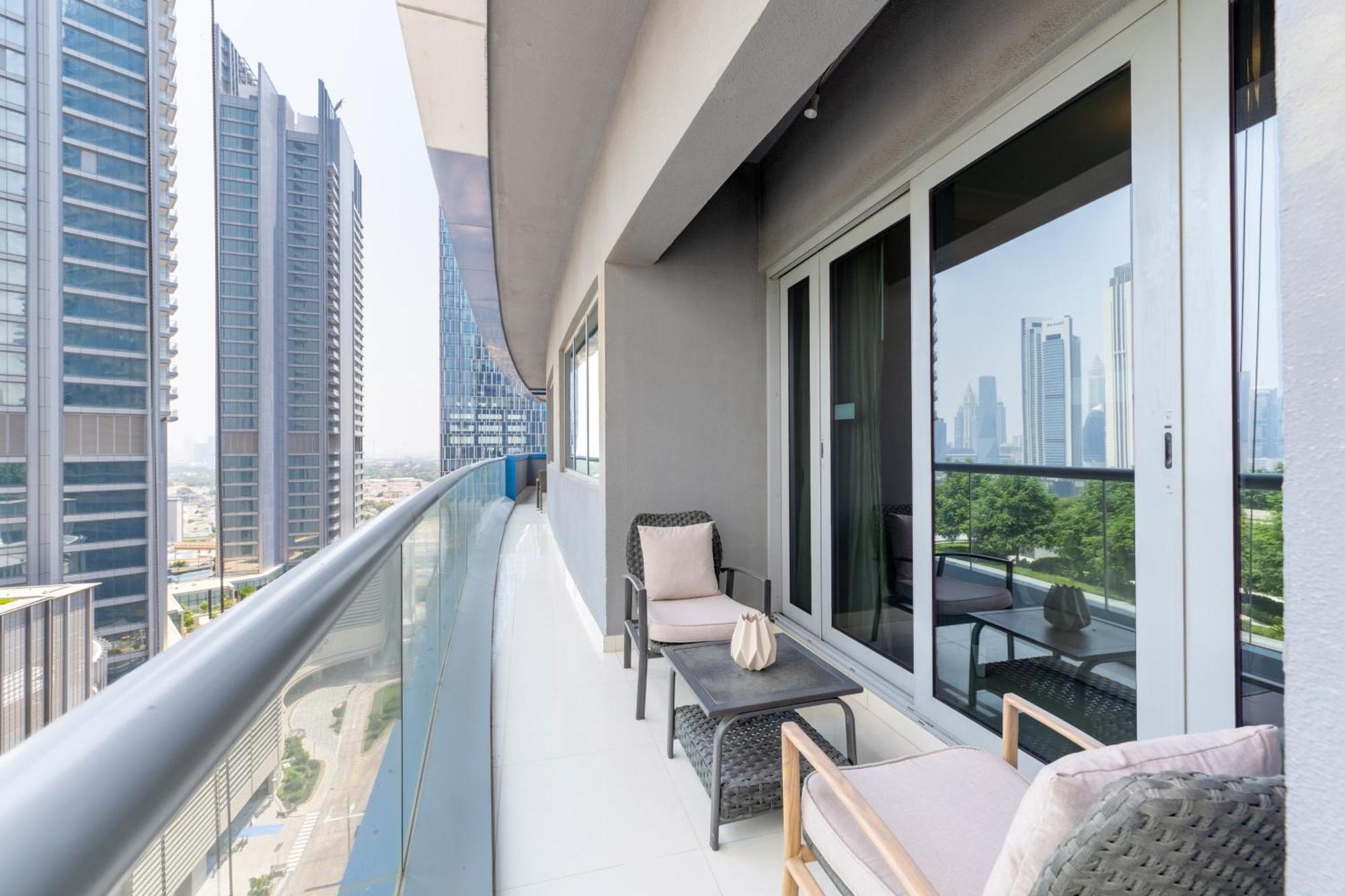 Downtown Luxury - 5 Star Facilities - 5 Min Walk To Mall *