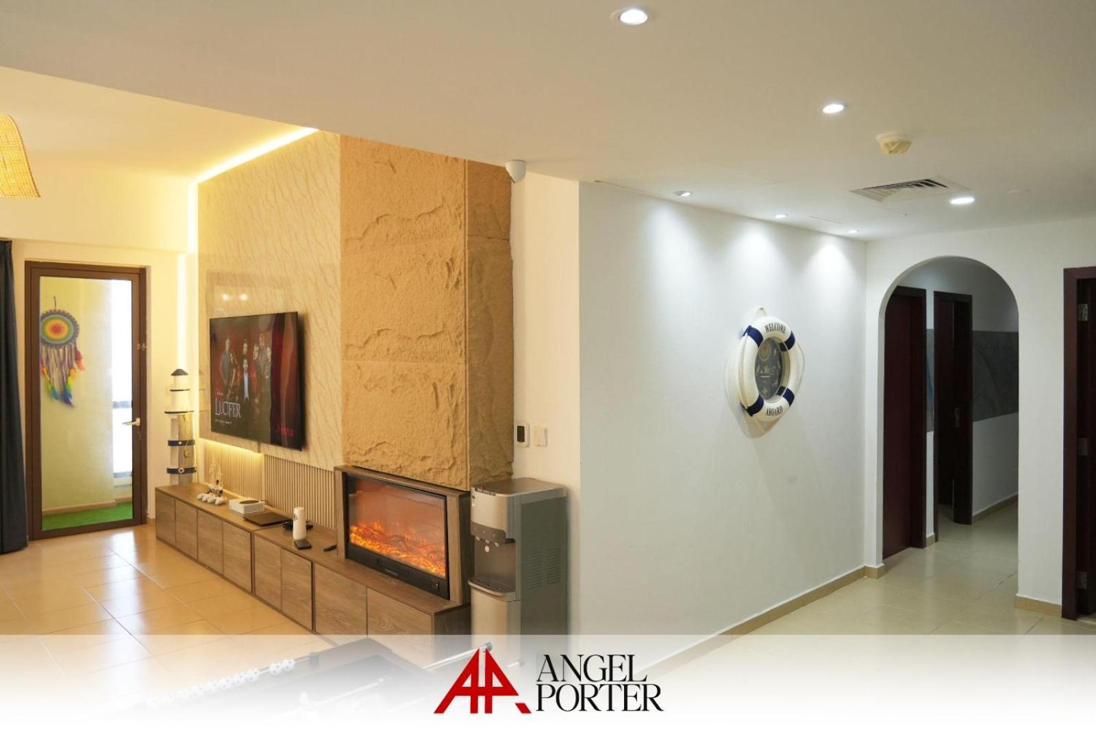 Hostel Angel Packers With Seaview In Marina Walk Dubai
