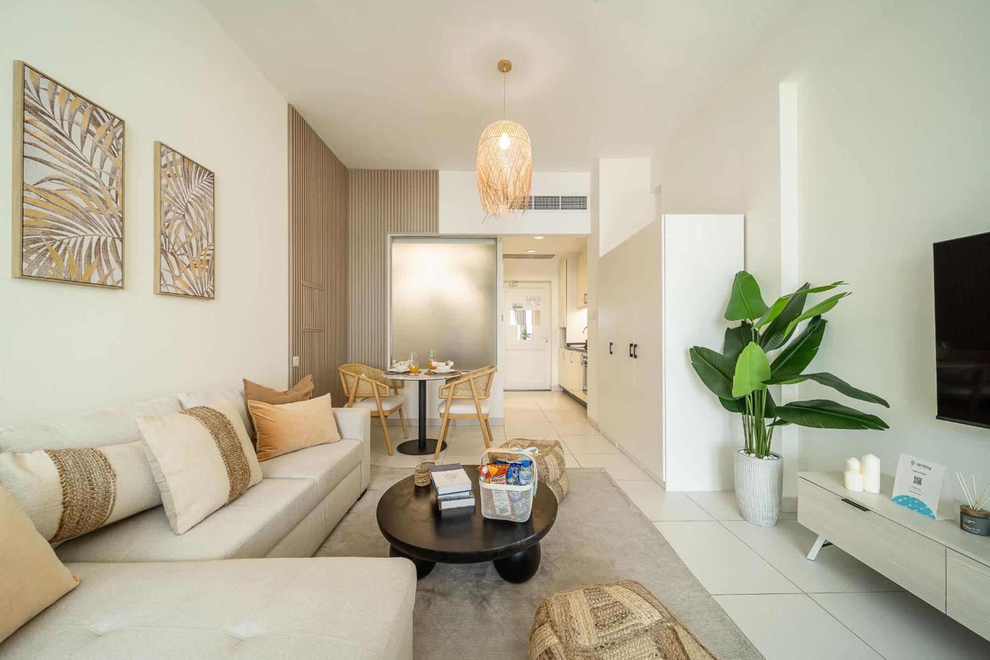 Airstay - Cozy - Sea Views - Palm Jumeirah - Monthly Offer Available *
