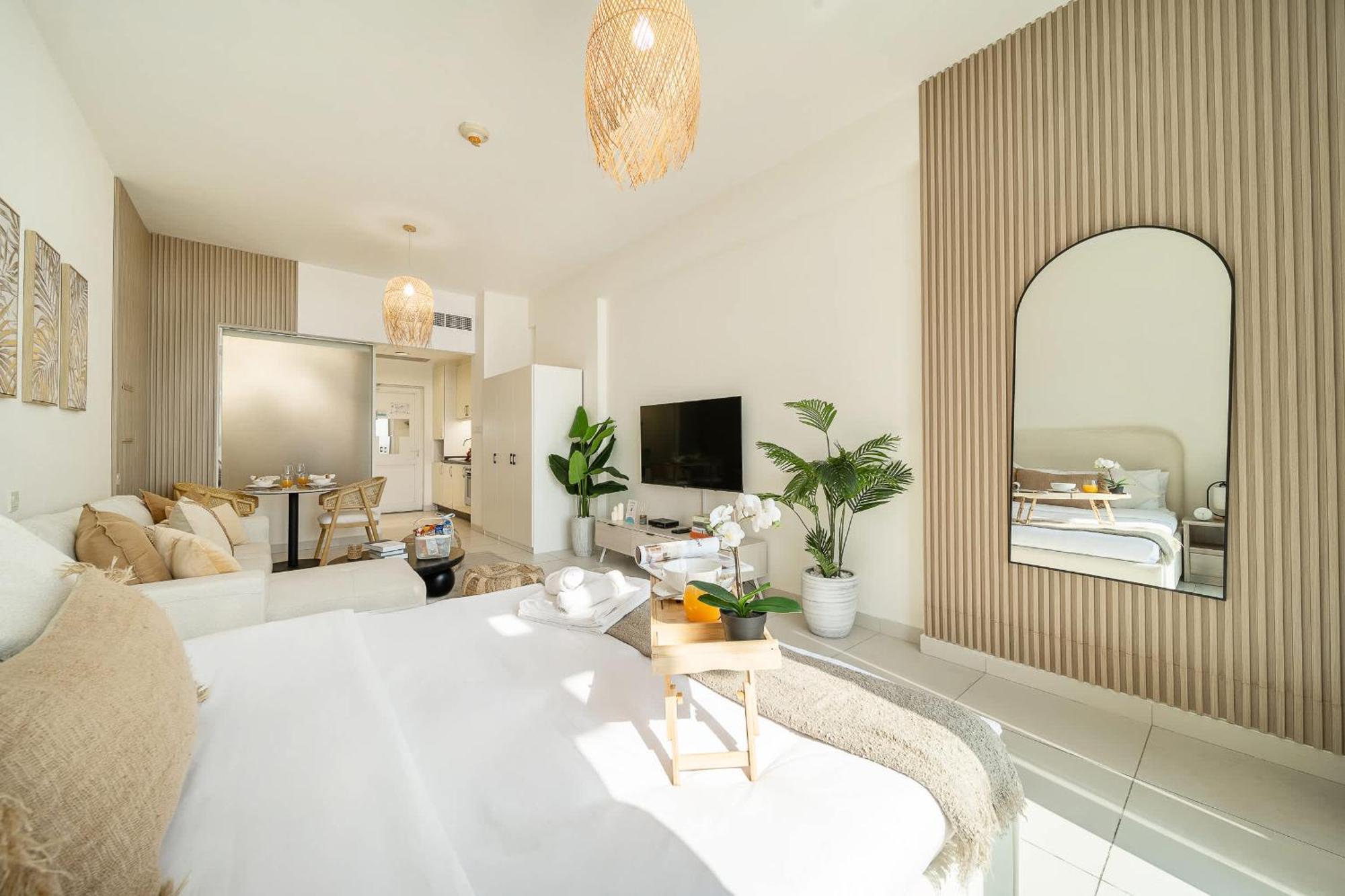 Apartment Airstay - Cozy - Sea Views - Palm Jumeirah - Monthly Offer Available Dubai