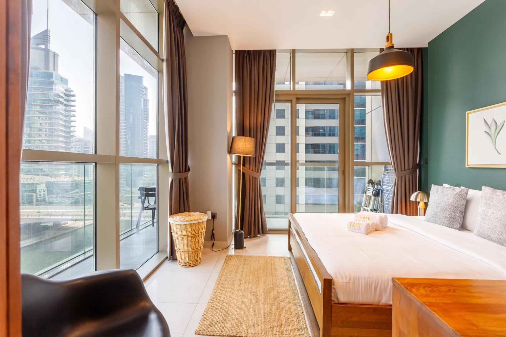 Daire Stunning Marina Waterfront 2 Bed Escape *