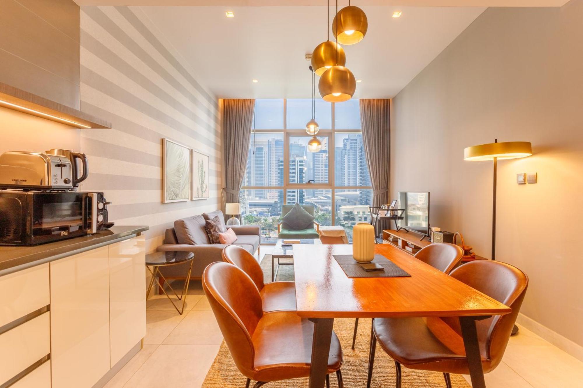 Stunning Marina Waterfront 2 Bed Escape Daire Dubai